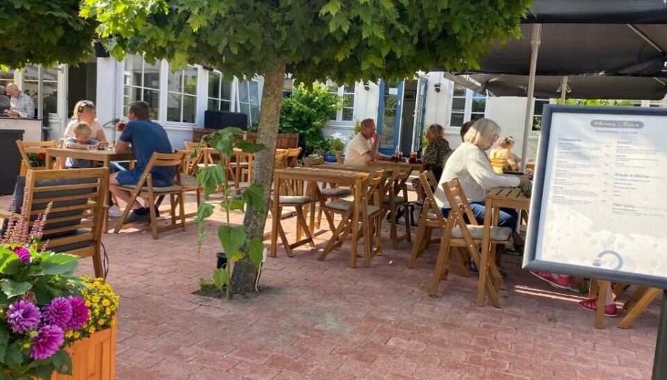 På Liseleje Badehotell finner du restauranten Mamas & Tapas.