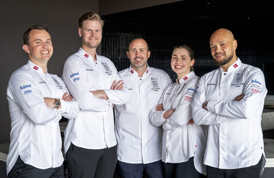 Årets kokk 2025 team med styreleder: Aron Espeland (t.v.), Aleksander Vartdal, Ørjan Johannessen, Eli Anne Sundset, Christian Andre Pettersen.