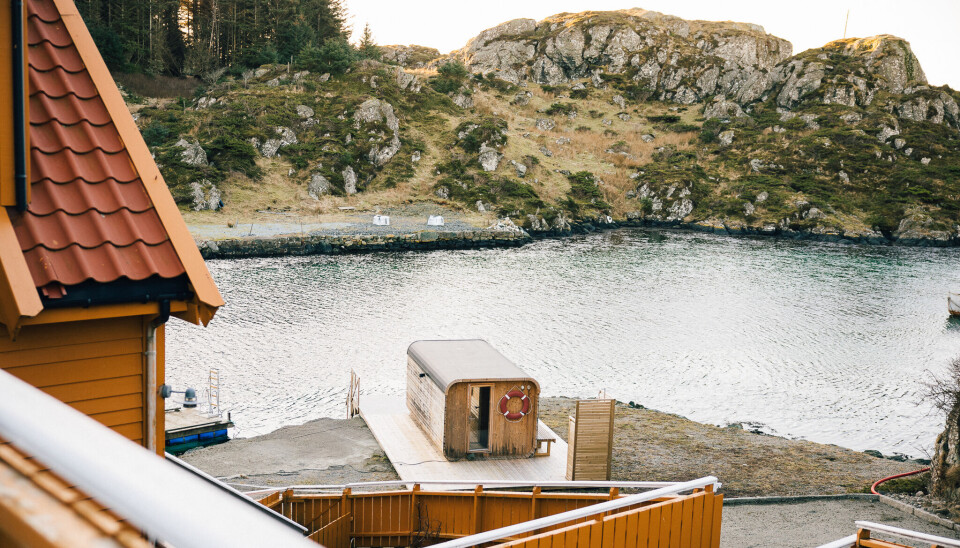 Den nye saunaen fra 2024 er blitt populær blant gjestene på Røvær.