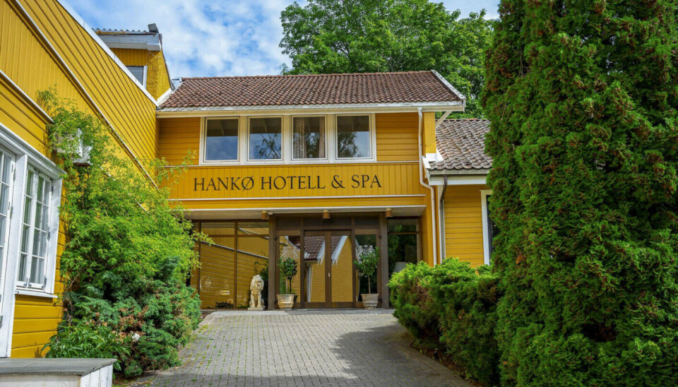Hankø har vært bebodd siden bronsealderen, og øya er kjent for sin spektakulære natur, rike historie og tilknytning til kongelige og seiling.