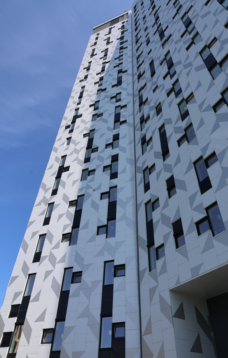Scandic Lerkendal er Norges tredje høyeste hotell, med sine 75 meter, 21 etasjer og 427 trappetrinn. Foto: Hotellmagasinet