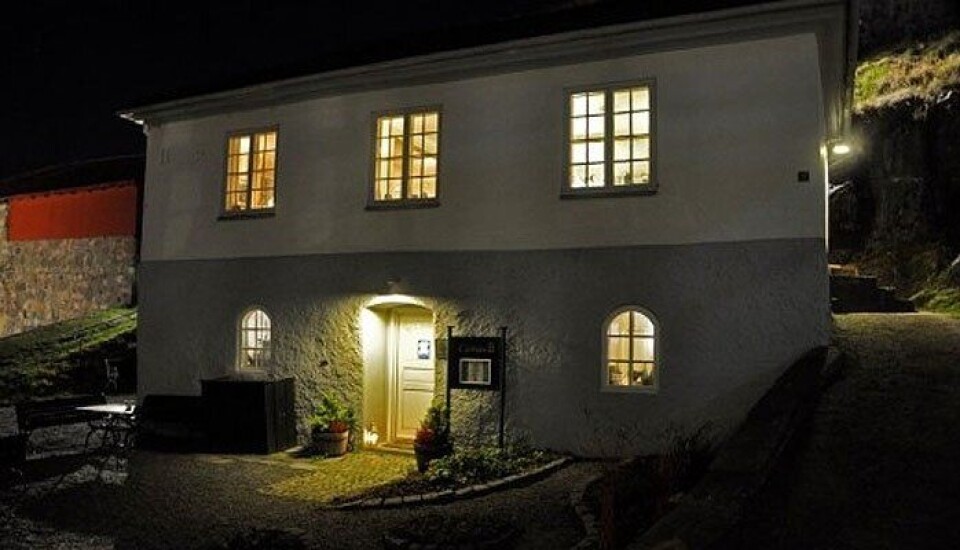 Hotelleier snuser på Curtisen
