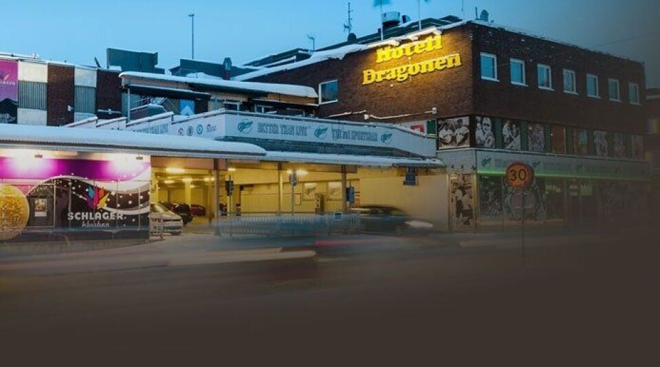 First fortsetter veksten