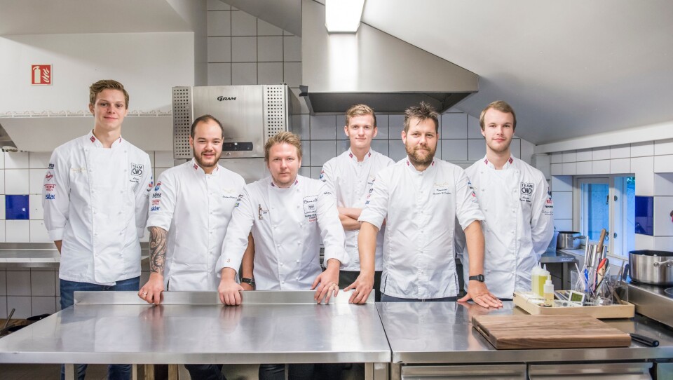 KLARE TIL KAMP: Fredrik van Opdorp, Christian André Pettersen, Gunnar Hvarnes, Håvard Werkland, Christopher W. Davidsen og Fredrik Lundgren er godt forberedt før det braker løs på nyåret.