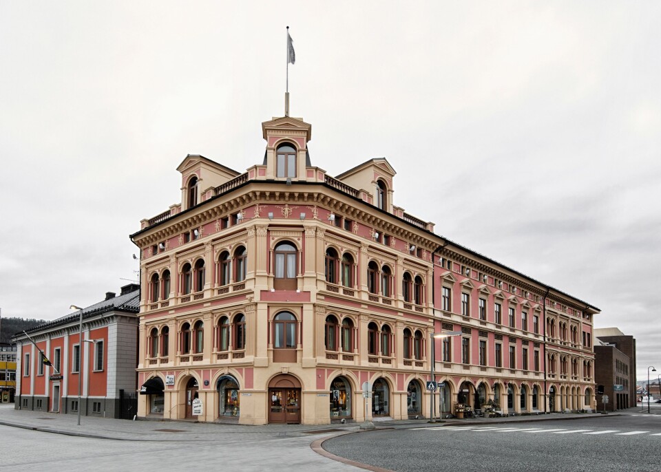 ÅPNET 9. JANUAR: – Allerede fra første dag vil gjestene merke at Scandic har tatt over, selv om fasaden forblir den samme. Vår nyutviklede konferanselunsj serveres fra i dag sammen med vår prisbelønnede Scandic-frokost. Vi skal skape Drammens beste hotell, og jeg er veldig glad for at vi nå er i gang, sier hotelldirektør Jostein Sveen.