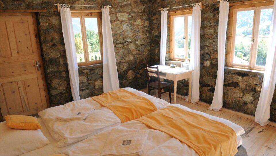 LYSE ROM: Samtlige 13 rom er lyse og koselig innredet.