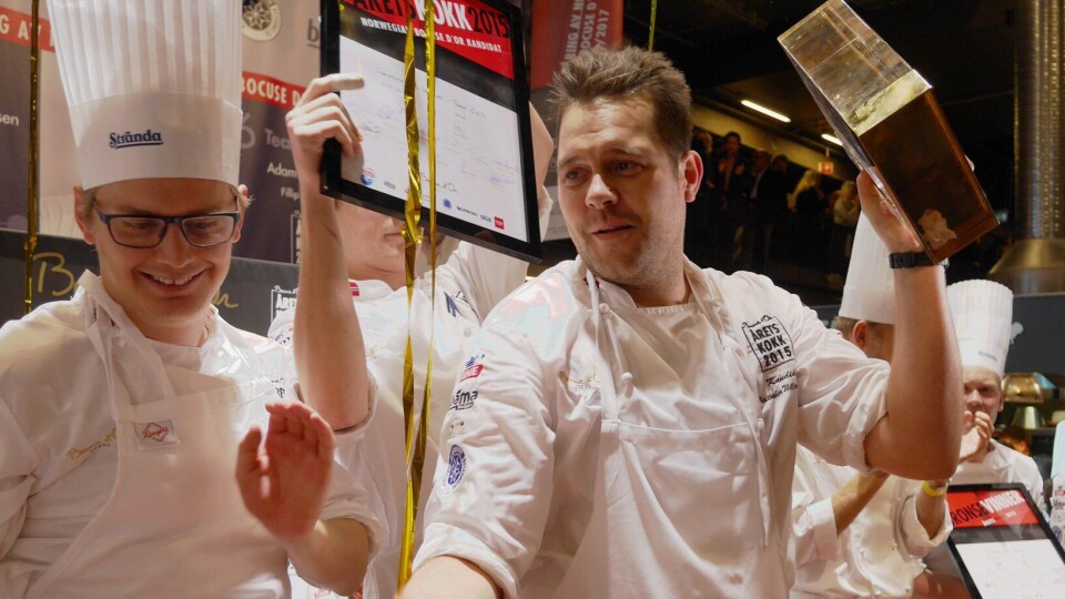 PÅ BESØK: Både Fisketorget-sjef Karl Erik Pallesen og Bocuse-helt Christopher W. Davidsen kommer på besøk.