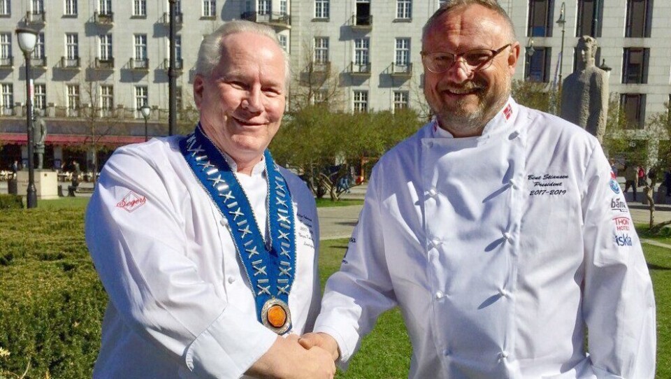 SAMARBEID: Helge Johansen, president i NKL og Bent Stiansen, styreleder i Akademiet i Bocuse d’Or Norge, skal heretter samarbeid om kokketalentene.