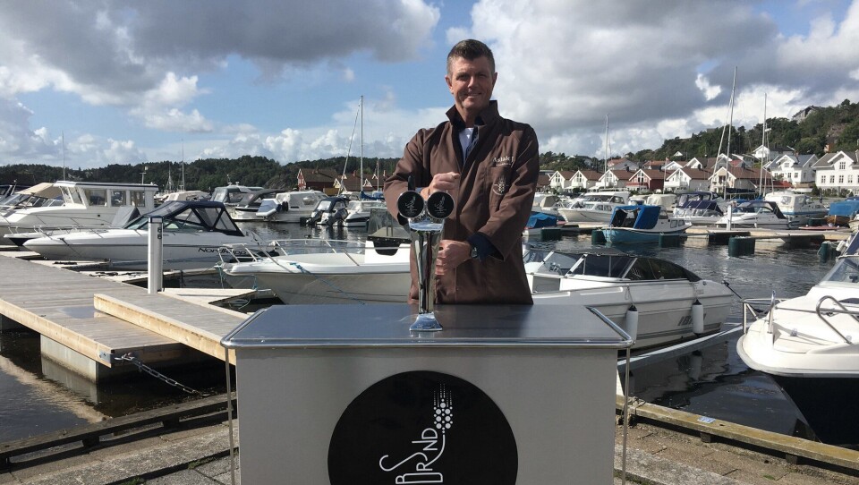 Homborsund inn hos Mostue