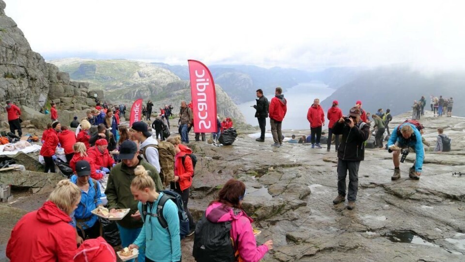 FRISKT: Scandics store frokost-stunt på preikestolen fikk mye oppmerksomhet. Nå kan det også vinne priser.