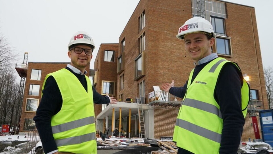 HOTELL-DUO: Martin og Martinus ønsker alle gjester velkommen. Men sannsynligvis uten sang.