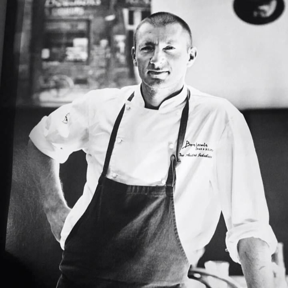 LEI: Ove A. Jakobsen har sett seg lei på enkelte restaurantanmelderes lave kompetansenivå.