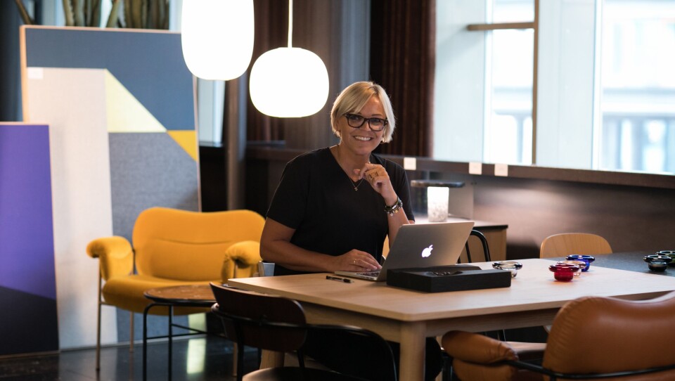 ANSVARET: Ragnhild Grytten fra Noord har kuratert utstillingen og det er på ingen måte tilfeldig at nettopp THE THIEF er valgt som arena.