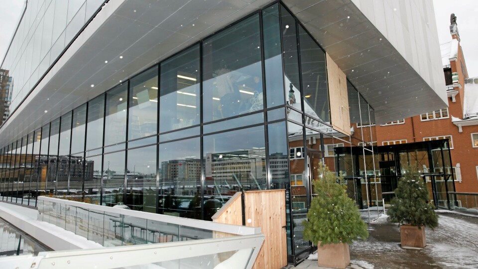 Maaemo har siden åpningen holdt til i Schweigaardsgate. Nå flyttes den over jernbanesporene til Bjørvika. Maaemo har siden åpningen holdt til i Schweigaardsgate. Nå flyttes den over jernbanesporene til Bjørvika.