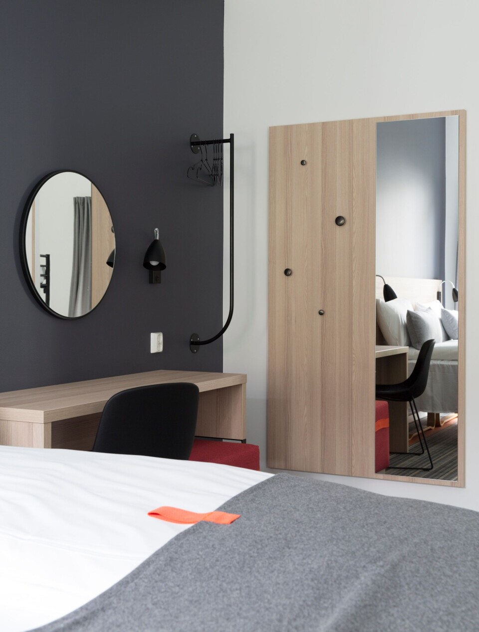 MINIBAR-FRI: - Storbyene er fulle av barer. Så hvorfor ha en på rommet, er et løst omskrevet slagord fra Citybox. MINIBAR-FRI: - Storbyene er fulle av barer. Så hvorfor ha en på rommet, er et løst omskrevet slagord fra Citybox.