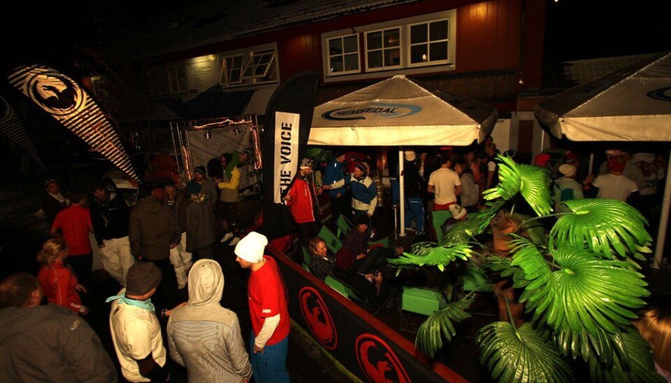 FULL FEST: Hemsedal Cafe har levert festopplevelse i 30 år. FULL FEST: Hemsedal Cafe har levert festopplevelse i 30 år.