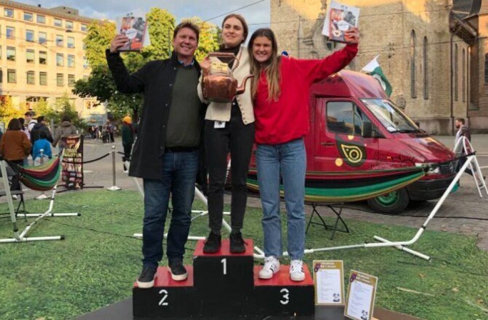 PALLEN: Malin Nilssen vant NM i Slappa 2019. Ove Wikstrøm ble nr. 2 og Rebekka Reilstad nr. 3.