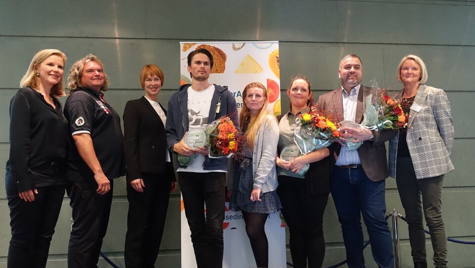 NM I SUNN FASTFOOD: Fra venstre: Anne Kristin Vie, Forbrukerrådet, kokk Bård Greni, Gerd Byermoen, OFG, vinner Eirik Lothe Strand, Zawai, Oda Elisabeth Weng fra SSP, Vanila Bergstrøm, avdelingsleder på Haven, Oslo Lufthavn Gardermoen, Ronny Gjøse, Pink Fish og Toril Gulbrandsen, OFG.