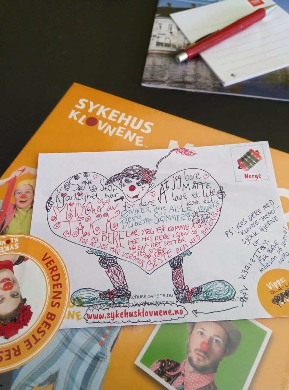 TAKKER: Sykehusklovnene setter stor pris på at så mange hoteller støtter arbeidet deres med gratis overnattinger.