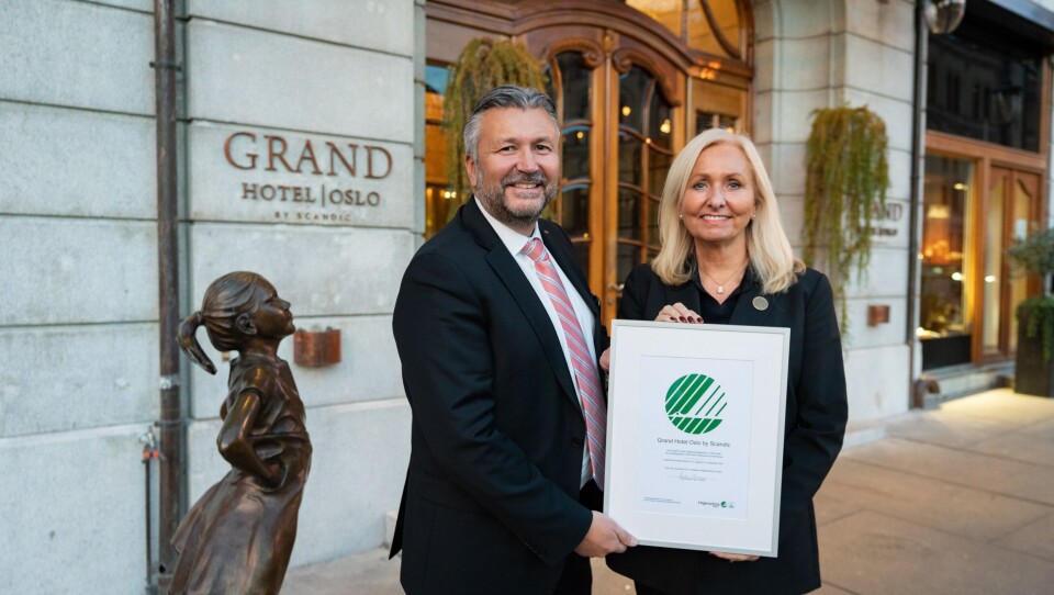 Administrerende direktør i Scandic Hotels Norge, Svein Arild Steen-Mevold og hotelldirektør på Grand Hotel Oslo by Scandic, Toril Fjåskjer.