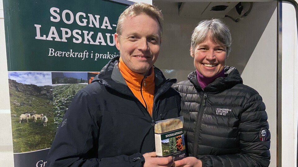 GLADE: Siden oppstart i august 2019 har Odd og Kristine Ohnstad, gründerene bak bedriften, produsert ca. 30 tonn med lapskaus av råvarer som ellers ville blitt kastet.