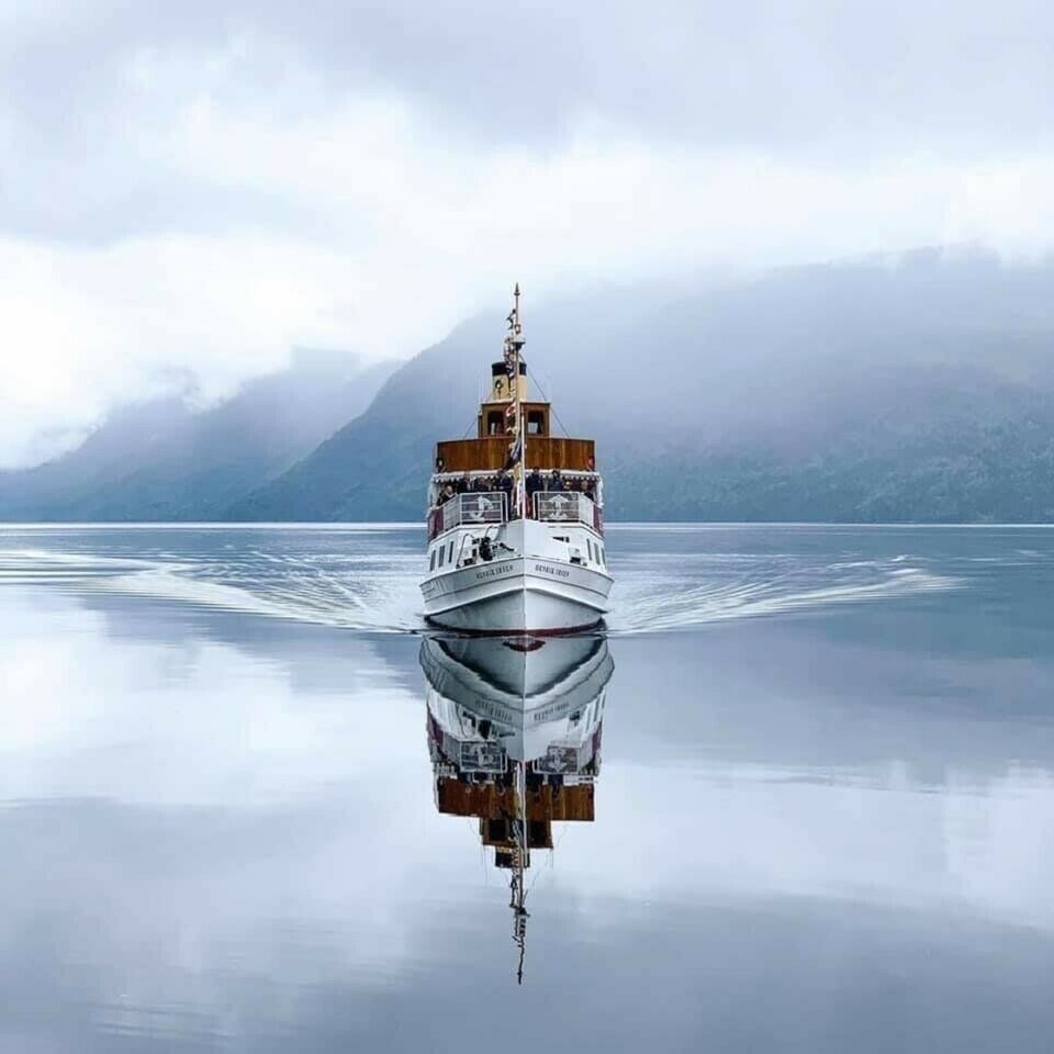 SEILAS: MS Henrik Ibsen seiler i Telemarkskanalen.