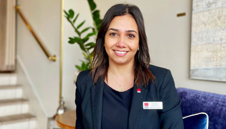 RESEPSJONISTEN BLE DIREKTØR: Ismahene Bolussakra startet som resepsjonist ved Hotel Refsnes Gods i 2007. Nå blir hun direktøren for det hele.