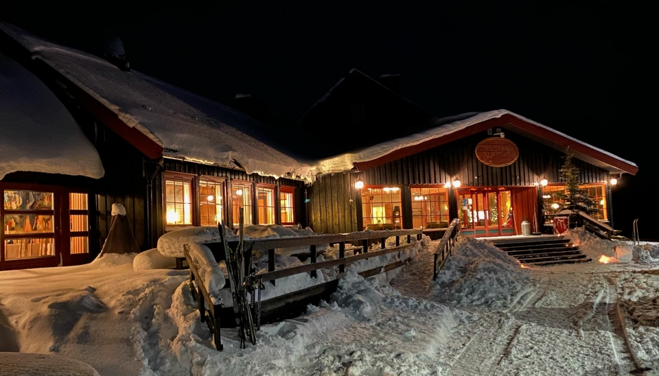 IDYLL: Skjerdingen Høyfjellshotell ligger 850 meter over havet på Ringebufjellet. Hotellet er i dag åpent ved behov og i ferier.