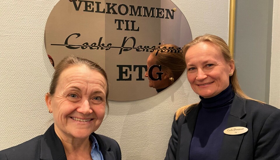 POPULÆRE: Cochs Pensjonat i Bogstadveien i Oslo har et snittbelegg på 75 prosent. Det familieeide selskapet eier 90 prosent av bygården. Fra venstre hotellsjef Anna Gyril Skram Olivares og søsteren Ida Victoria Skram. POPULÆRE: Cochs Pensjonat i Bogstadveien i Oslo har et snittbelegg på 75 prosent. Det familieeide selskapet eier 90 prosent av bygården. Fra venstre hotellsjef Anna Gyril Skram Olivares og søsteren Ida Victoria Skram.