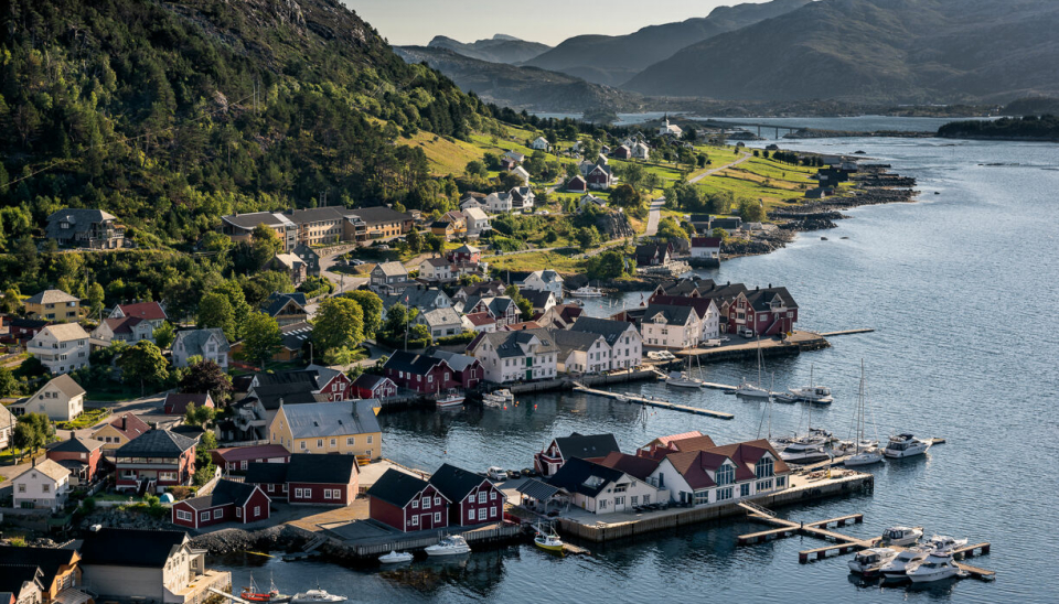 POPULÆRT: Turistene strømmer til den idylliske fiskeøya utenfor Florø i Sogn og Fjordane.