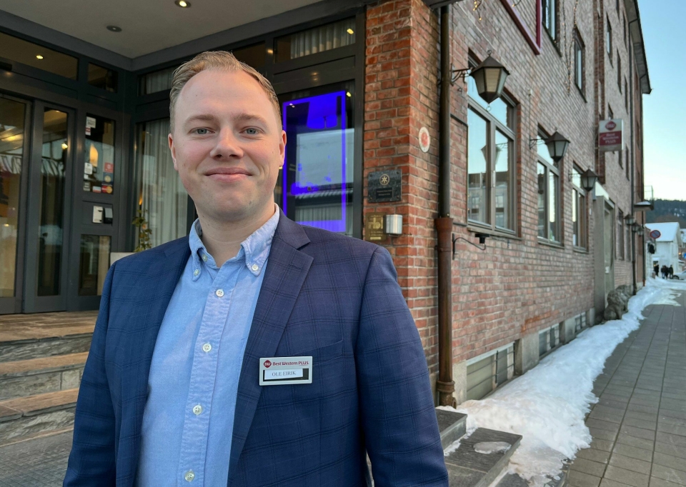 OVERTAR: Ole Eirik Sel Tveito følger familietradisjonene, og overtar som hotellsjef ved Gyldenløve Hotell i Kongsberg.