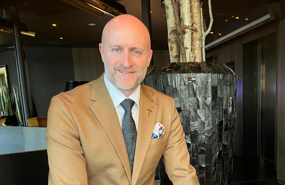 GOD START: Hotelldirektør Robert Holan kom inn på The Thief for et år siden, og skal vi tro direktøren går det godt for luksushotellet på Tjuvholmen.