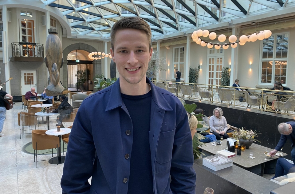 STORTRIVES: Jakob Jenssen Gjærum fra Harstad har gått gradene i Nordic Choice-systemet - nå er han hotellsjef ved Stordalens fantastiske Villa Copenhagen i Danmarks hovedstad.