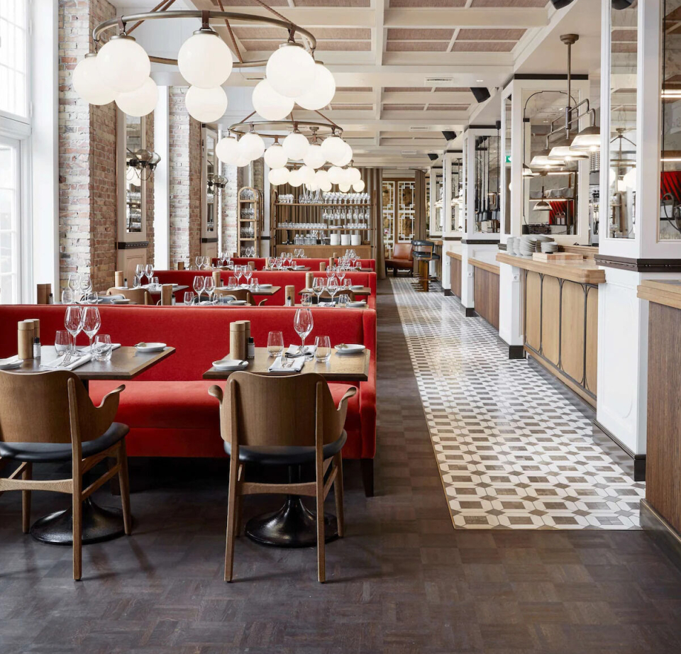 VÆR SÅ GOD: Restaurant Public er svært populær blant hotellets gjester og andre besøkende.