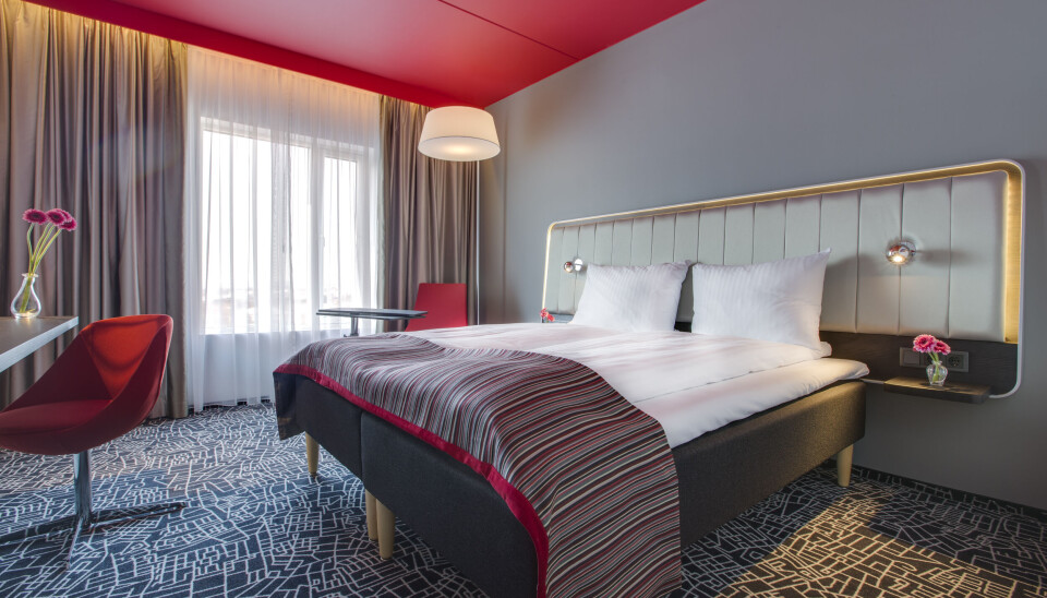 FARGERIKT: Hotellet kan skimte med 348 rom, og enorme konferanserom- og arealer.