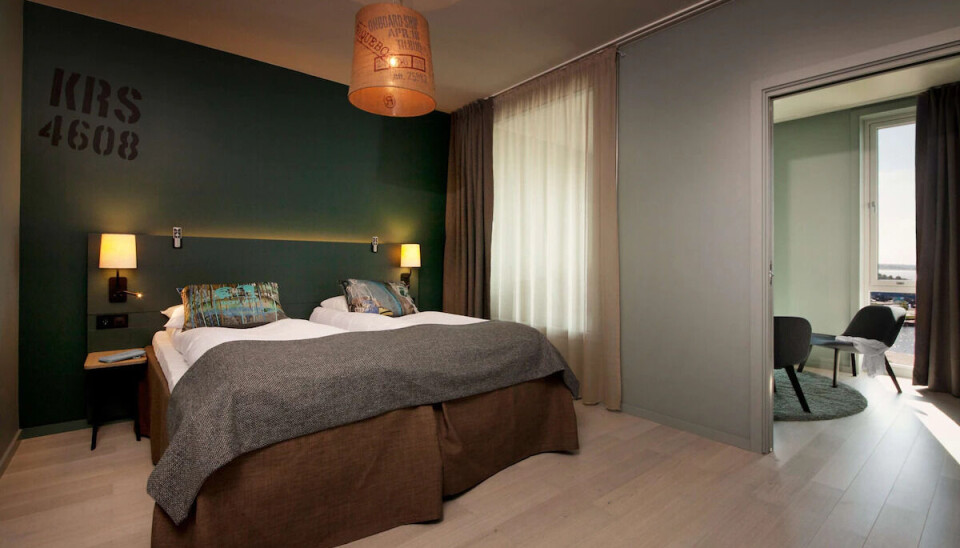 FARGERIKT: Hotellet i Kristiansand har flere møte- og konferanserom og ligger vegg i vegg med badelandet i byen. FARGERIKT: Hotellet i Kristiansand har flere møte- og konferanserom og ligger vegg i vegg med badelandet i byen.