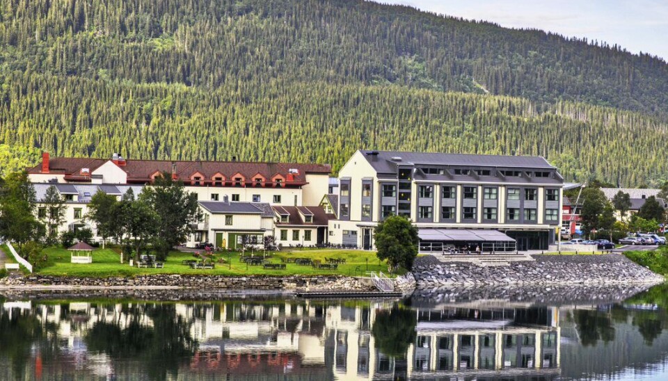 MYE HISTORIE: Fru Haugans Hotel har vært et landemerke i Mosjøen i mer enn 200 år. I løpet av 140 år har fem generasjoner jobbet ved hotellet. MYE HISTORIE: Fru Haugans Hotel har vært et landemerke i Mosjøen i mer enn 200 år. I løpet av 140 år har fem generasjoner jobbet ved hotellet.