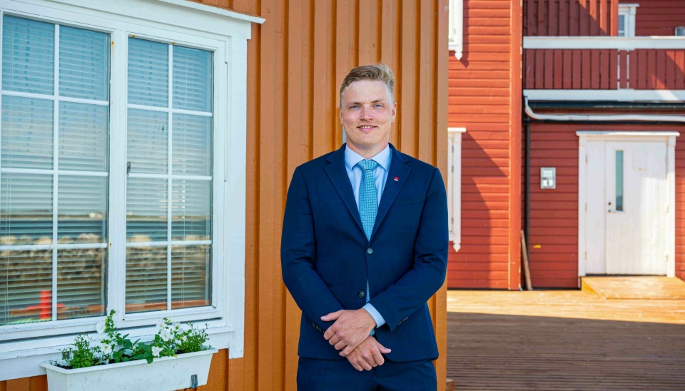 TALENT: Magnus Kalvøy har jobbet fem år som leder i Classic Norway Hotels. I mai neste år blir 30-åringen direktør for kjedens storsatsing - Henningsvær Bryggehotell i Lofoten.