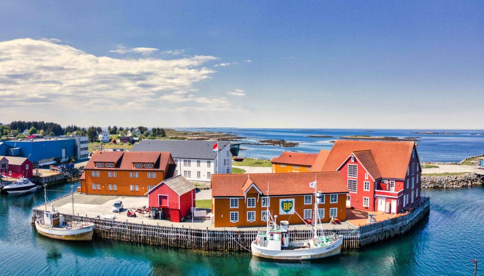IDYLL: Finnøy Bryggehotell opplever en meget god sommer. Hotellet har 50 rom og ligger svært idyllisk til på Sunnmøre. IDYLL: Finnøy Bryggehotell opplever en meget god sommer. Hotellet har 50 rom og ligger svært idyllisk til på Sunnmøre.
