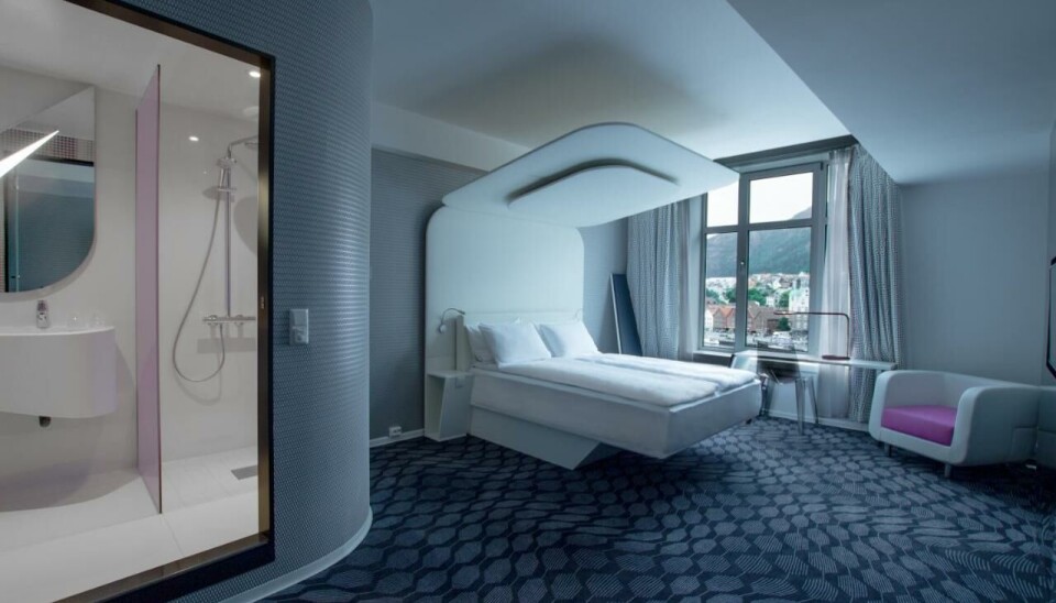 KULT DESIGN: Det er rimelig magisk stemning på Hotel Kløverhuset i Bergen. Hotellet har 137 rom og 20 leiligheter, i tillegg til spisesteder og to takterrasser.