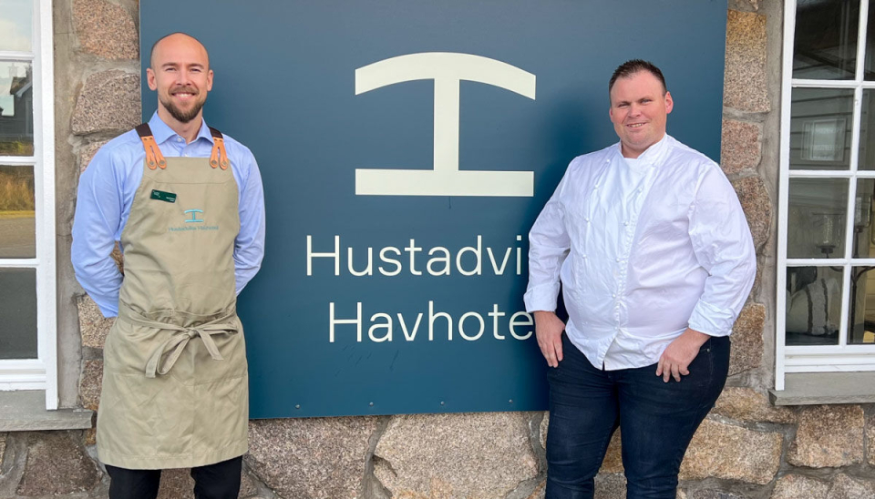 Direktør Henrik Kavli (til venstre) og F&B-manager Henrik Siversson skal sørge for at suksessen fortsetter for Hustadvika Havhotell.