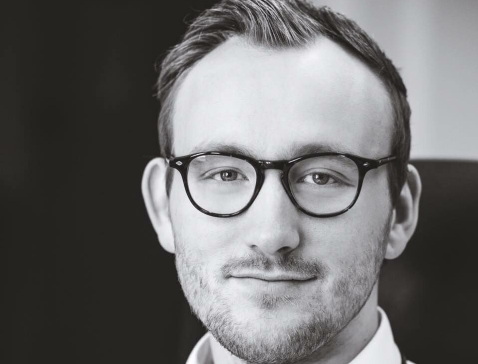 32-åringen Marius Hagen Skoglund er ny direktør på Spåtind Fjellhotell som åpner første helgen i januar.