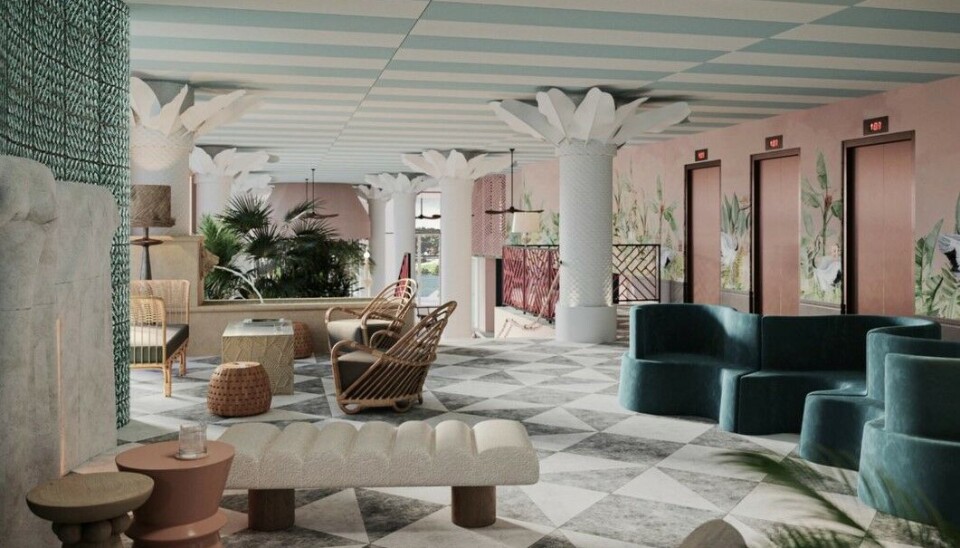 Hotel Riviera i Moss åpnet for noen måneder siden. Kari er fascinert og imponert over fargevalget på hotellet som driftes av Strawberry.
