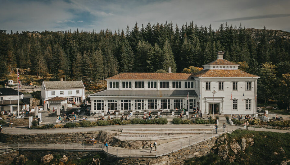 Fløirestauranten i Bergen, hvor en av vinnerne av den høythengende Årets Servicehelt 2024 har sitt daglige virke.